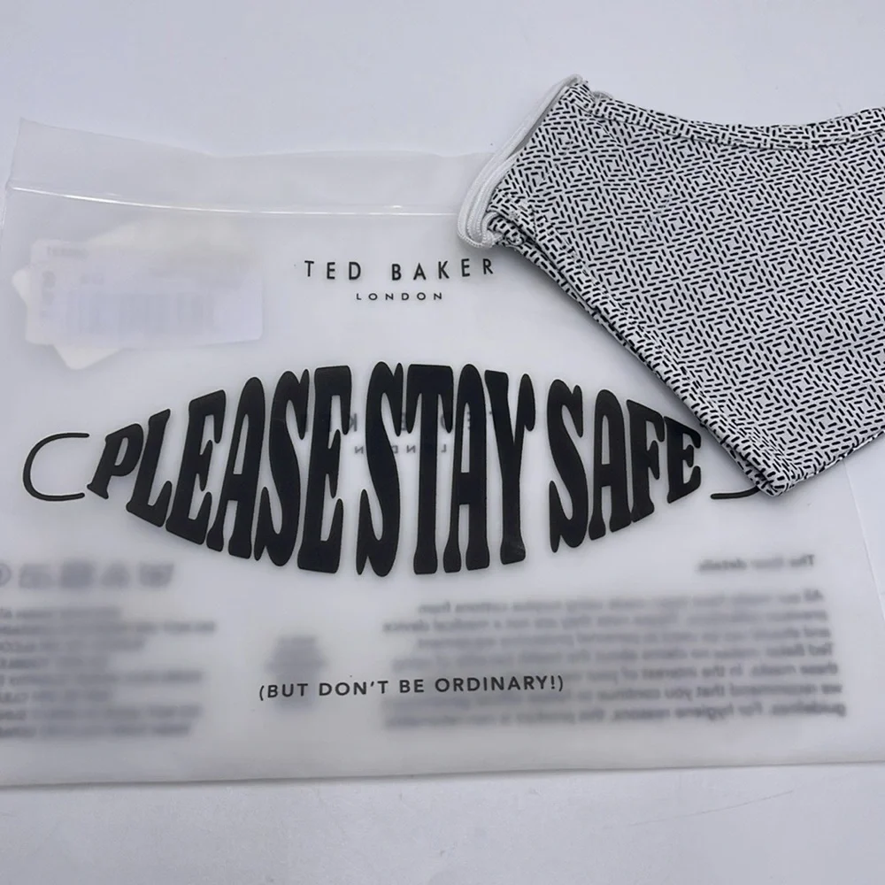 Ted Baker Black and White Face Mask TED BAKER LONDON Reversible Reusable NWT